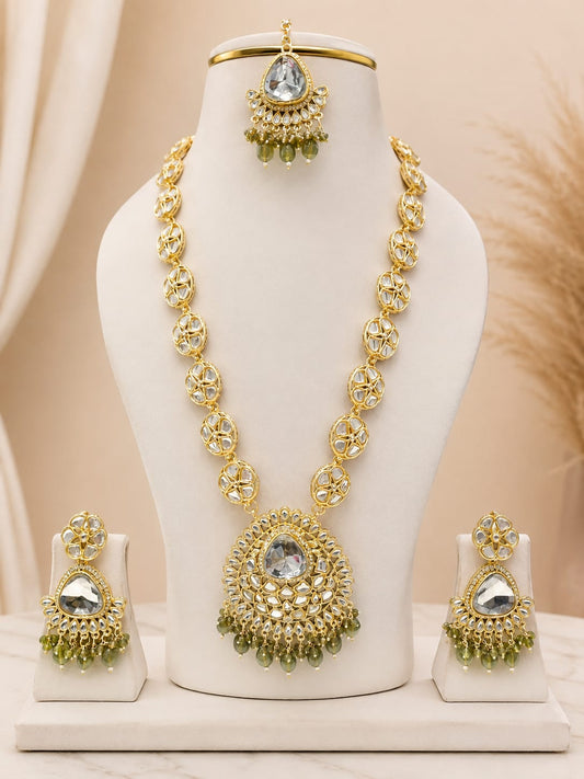 Regal Pure Kundan Big Solitaire Pendant Long Necklace Set with Earrings & Maang Tikka